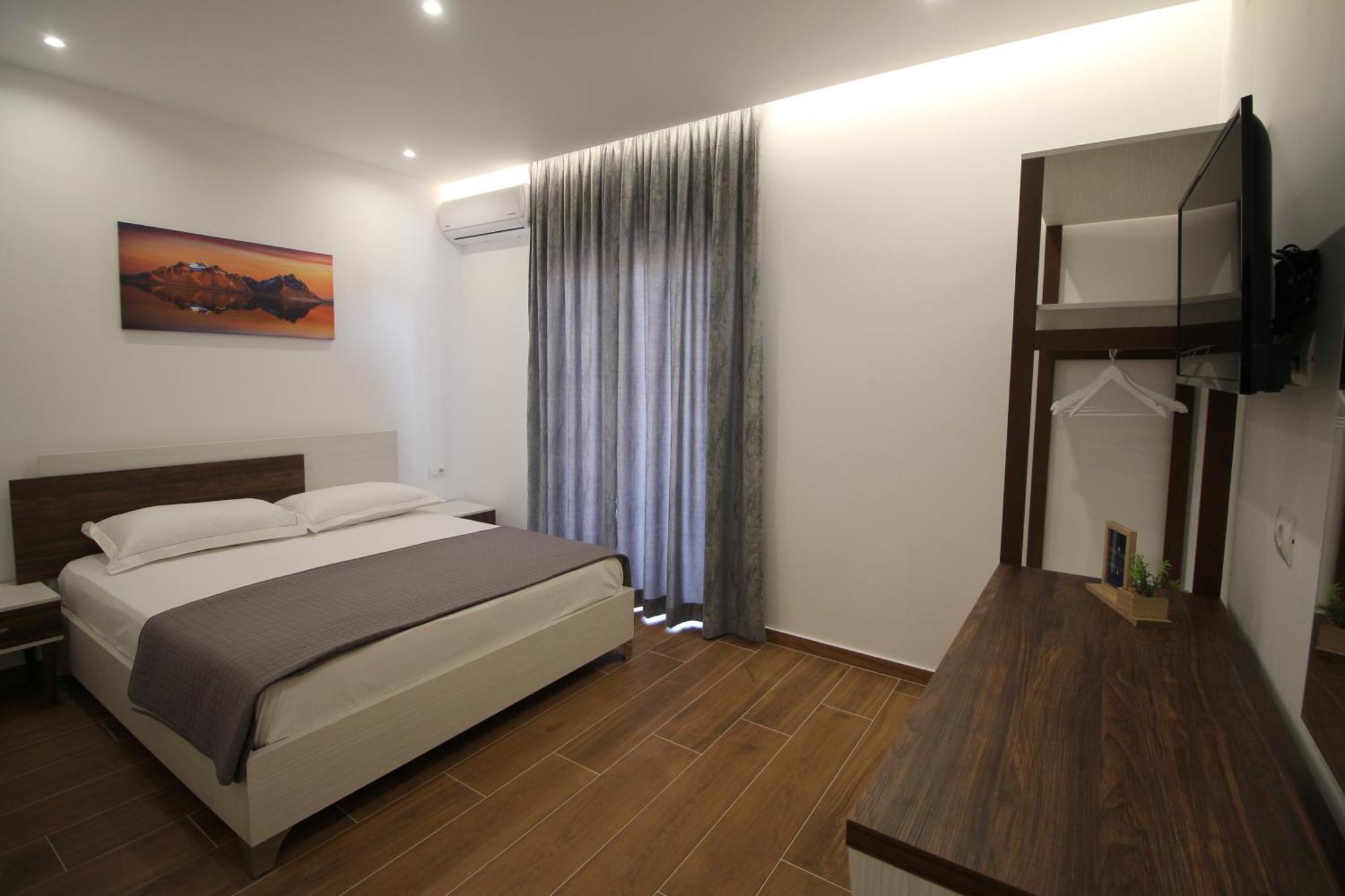 Eden Suites&apartments * Sarandë