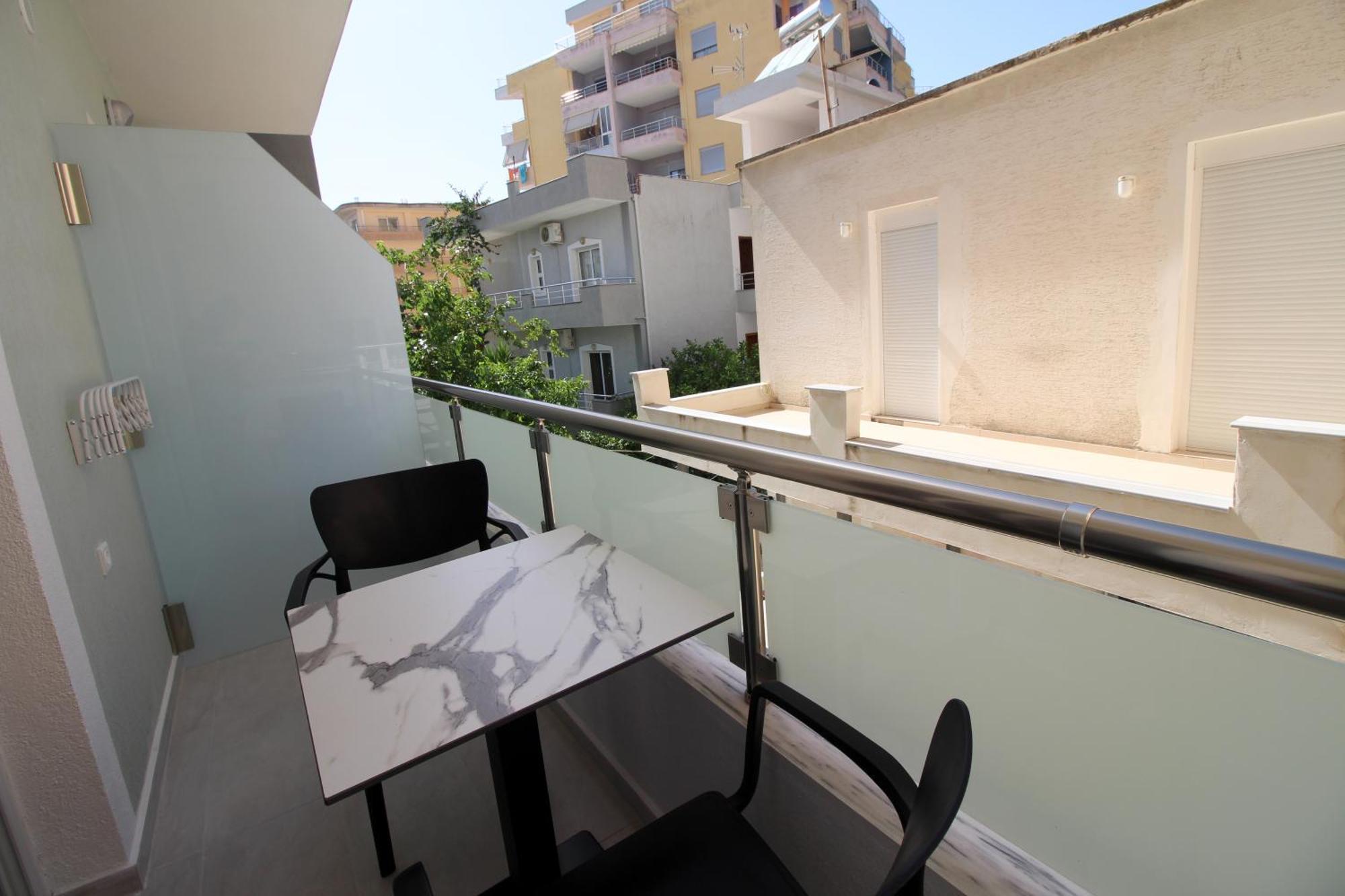 Apartment Eden Suites&apartments *